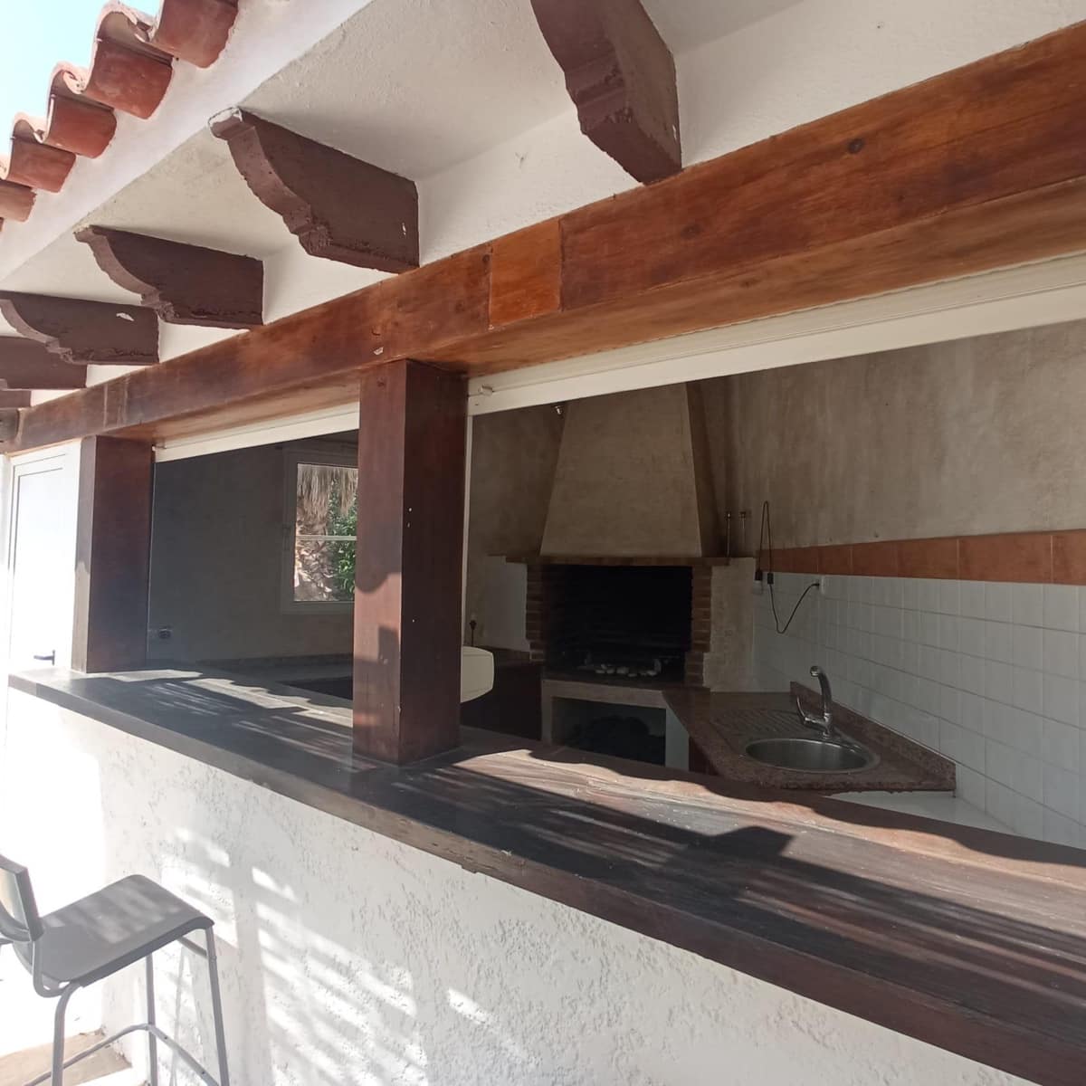 4 soverom Villa til leie i Alfaz del Pi / L'Alfas del Pi med svømmebasseng - € 2 450 (Ref: 9095162)