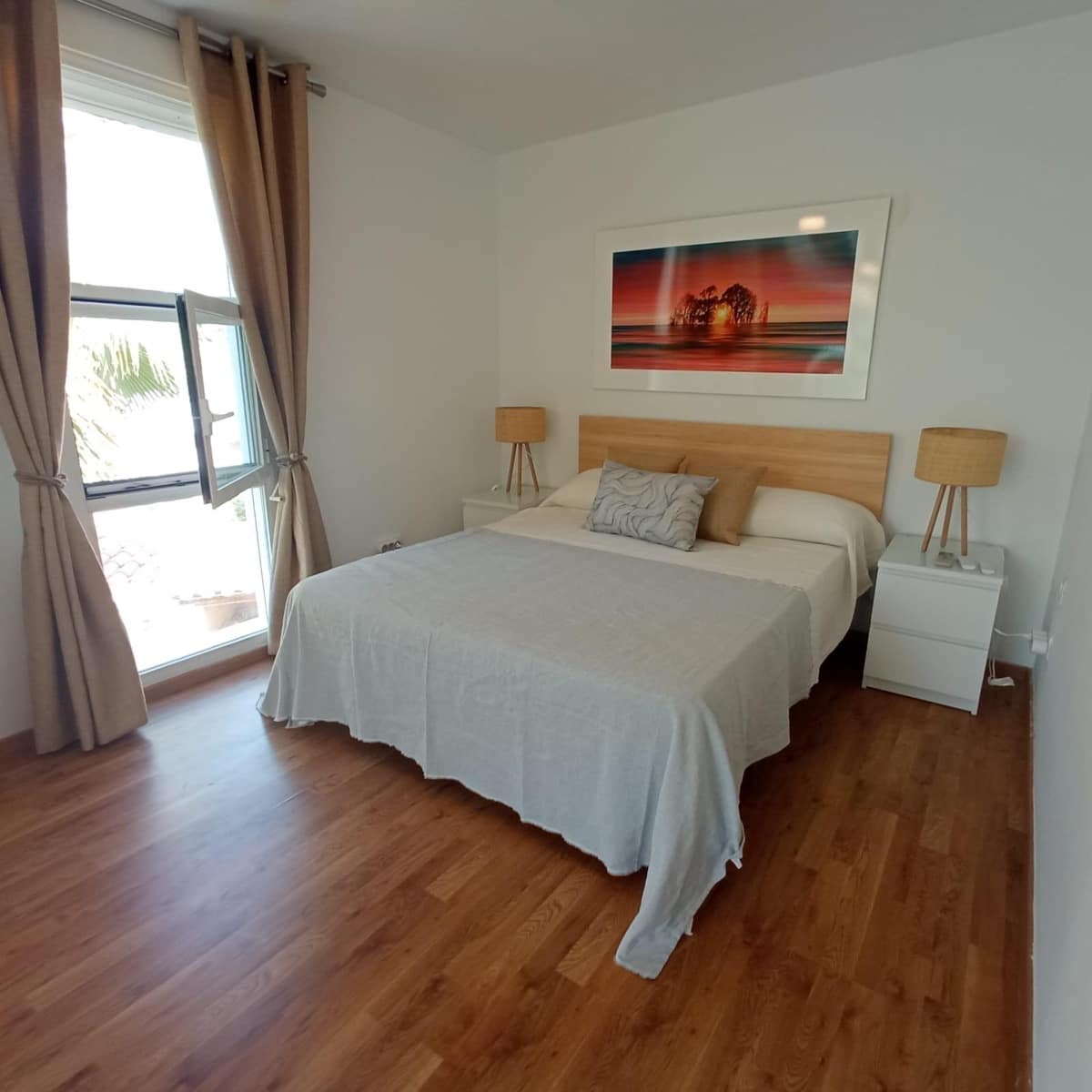 4 soverom Villa til leie i Alfaz del Pi / L'Alfas del Pi med svømmebasseng - € 2 450 (Ref: 9095162)