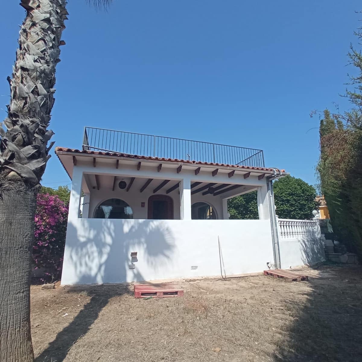 4 soverom Villa til leie i Alfaz del Pi / L'Alfas del Pi med svømmebasseng - € 2 450 (Ref: 9095162)