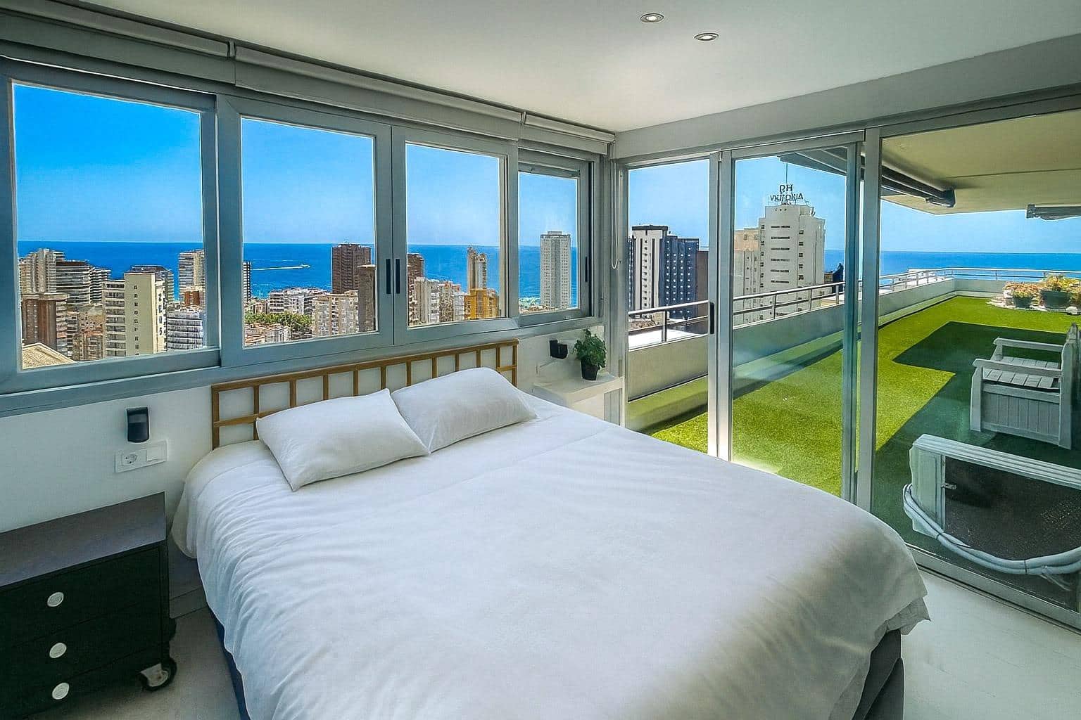 2 sypialnia Penthouse na sprzedaż w Benidorm z basenem garażem - 495 000 € (Ref: 9128167)