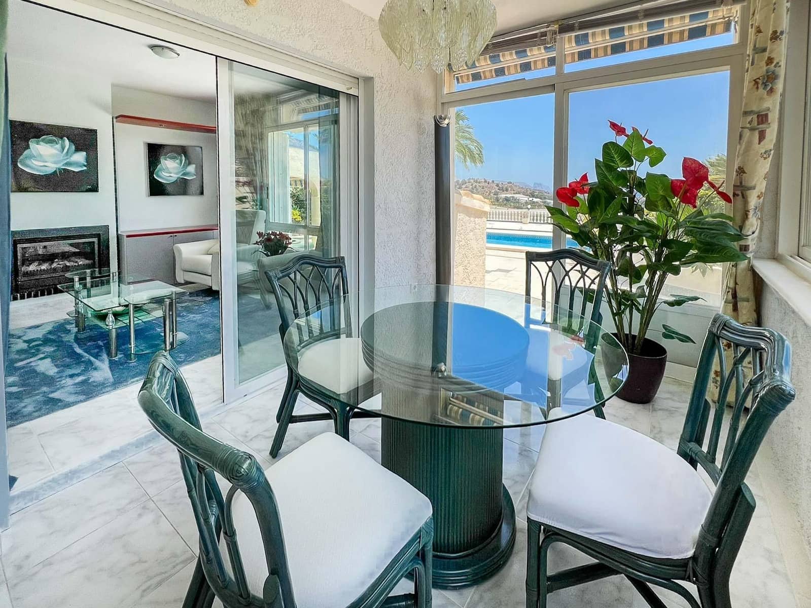 3 bedroom Villa for sale in La Nucia with pool - € 495,000 (Ref: 9134294)