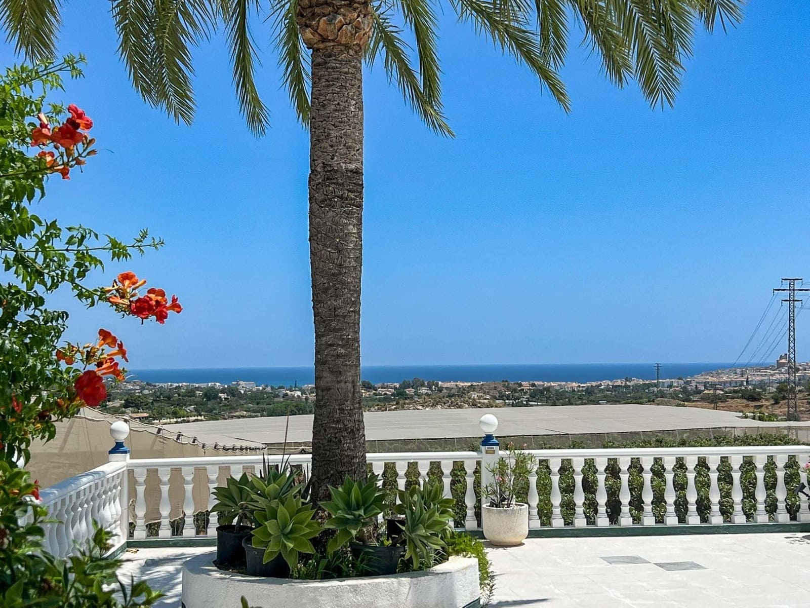 3 bedroom Villa for sale in La Nucia with pool - € 495,000 (Ref: 9134294)