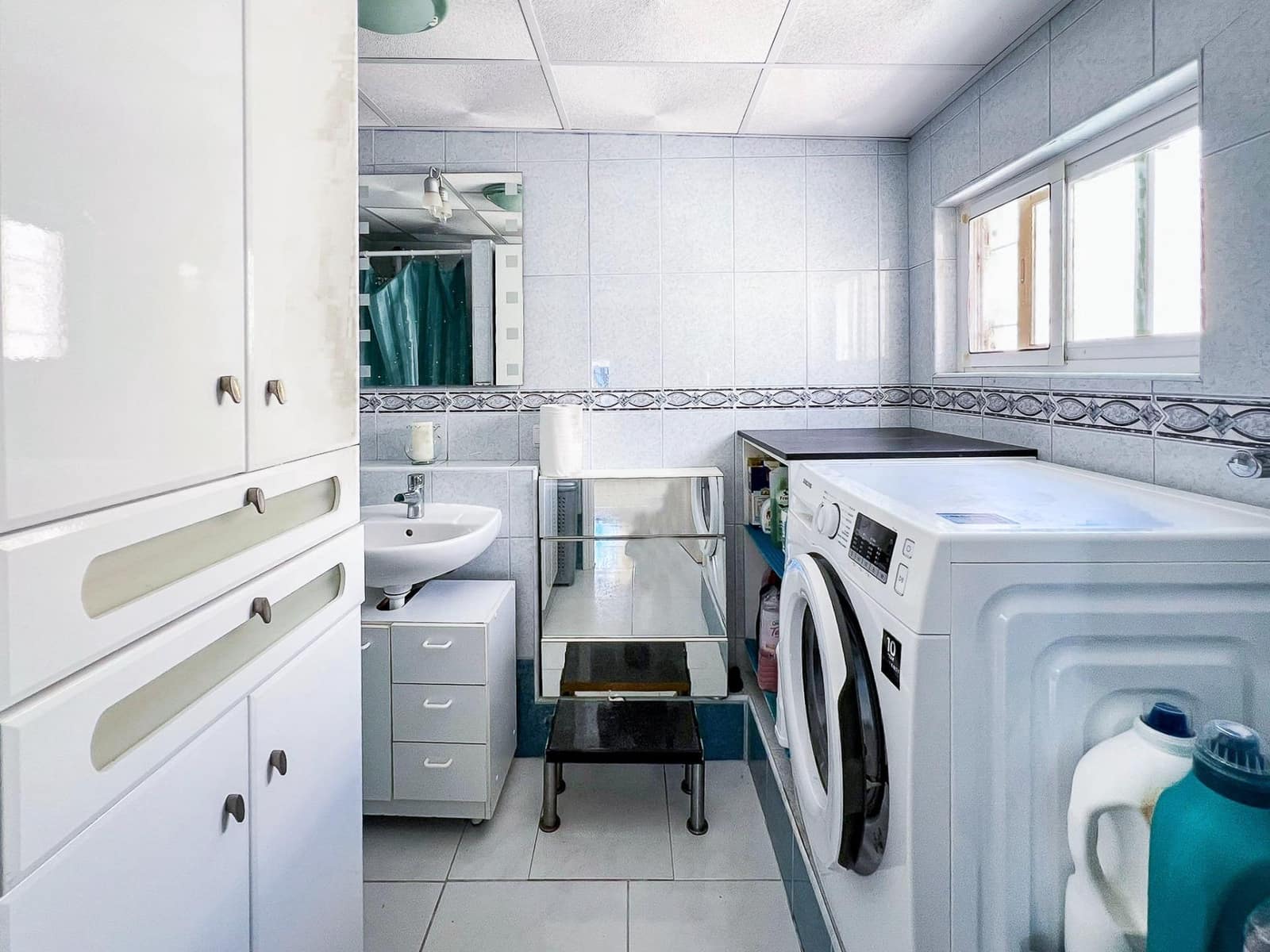 3 bedroom Villa for sale in La Nucia with pool - € 495,000 (Ref: 9134294)