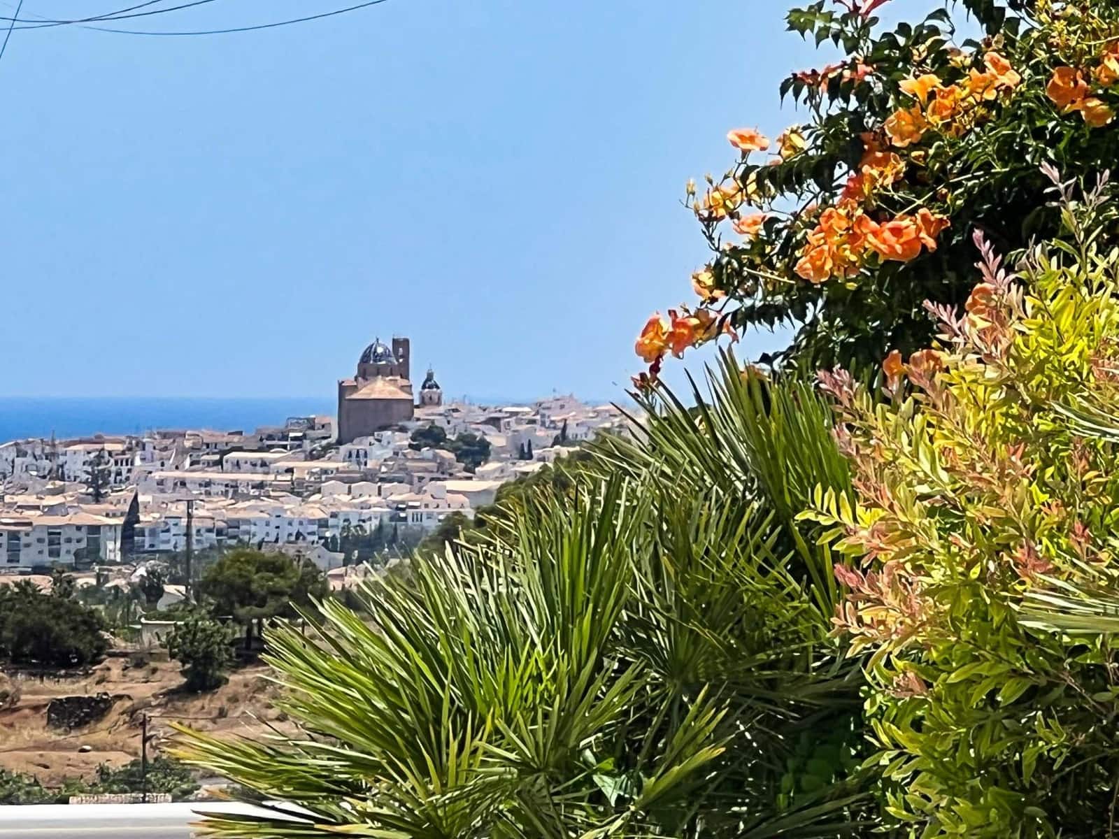 3 bedroom Villa for sale in La Nucia with pool - € 495,000 (Ref: 9134294)