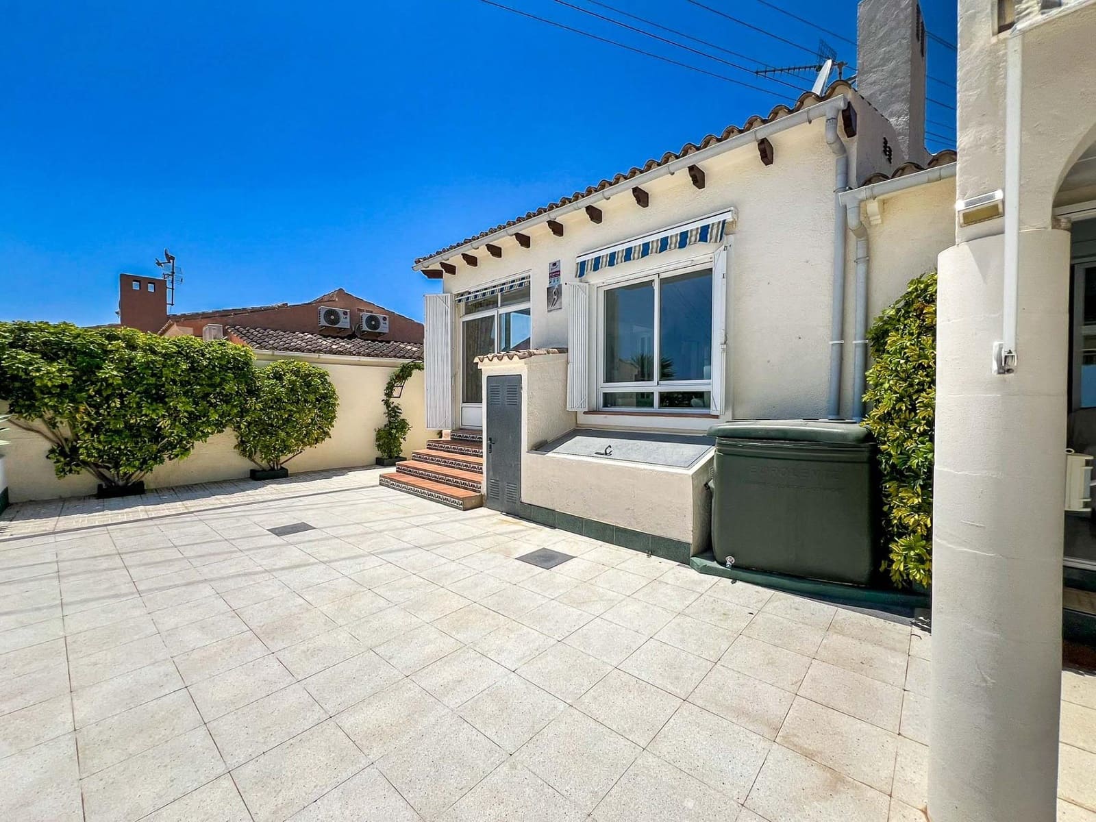 3 bedroom Villa for sale in La Nucia with pool - € 495,000 (Ref: 9134294)