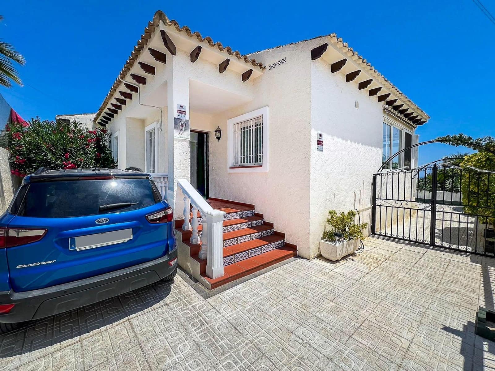 3 bedroom Villa for sale in La Nucia with pool - € 495,000 (Ref: 9134294)