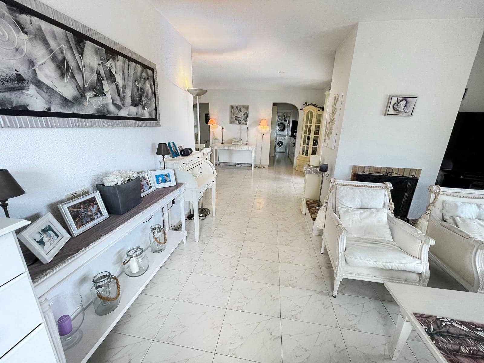 4 bedroom Villa for sale in Alfaz del Pi / L'Alfas del Pi with pool garage - € 495,000 (Ref: 9149165)