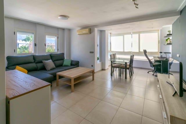 2 makuuhuone Huoneisto vuokrattavana paikassa Albir, Alfaz del Pi / L'Alfàs del Pi mukana uima-altaan - 1 150 € (Ref: 9159355)