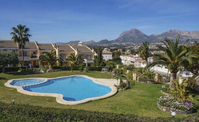 3 sovrum Radhus att hyra i Albir, Alfaz del Pi / L'Alfàs del Pi med pool garage - 2 500 € (Ref: 9171341)