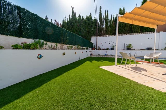 4 soveværelse Villa til salg i Albir, Alfaz del Pi / L'Alfàs del Pi med swimmingpool garage - € 675.000 (Ref: 9173370)