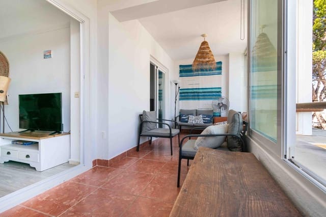 2 bedroom Apartment for rent in Albir, Alfaz del Pi / L'Alfàs del Pi - € 1,300 (Ref: 9173371)