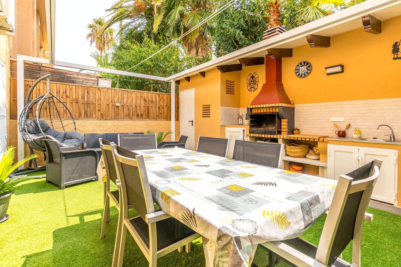 2 soverom Leilighet til salgs i Albir med svømmebasseng - € 315 000 (Ref: 9188368)