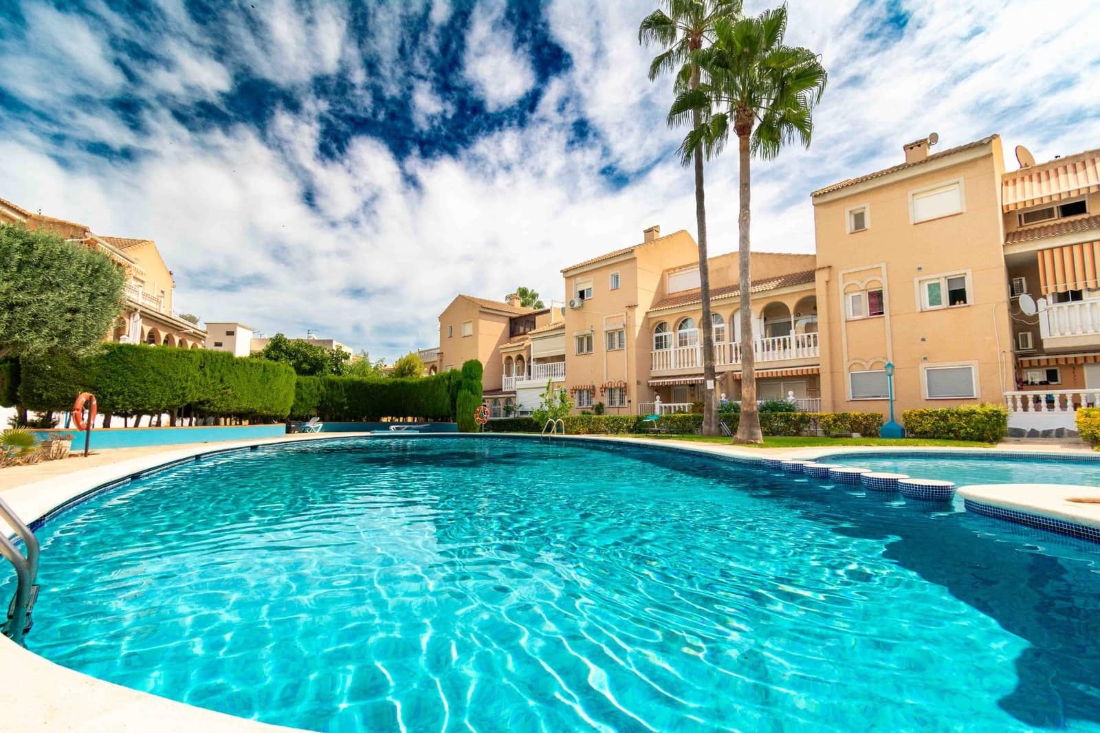 1 soverom Leilighet til salgs i Albir med svømmebasseng - € 225 000 (Ref: 9197658)