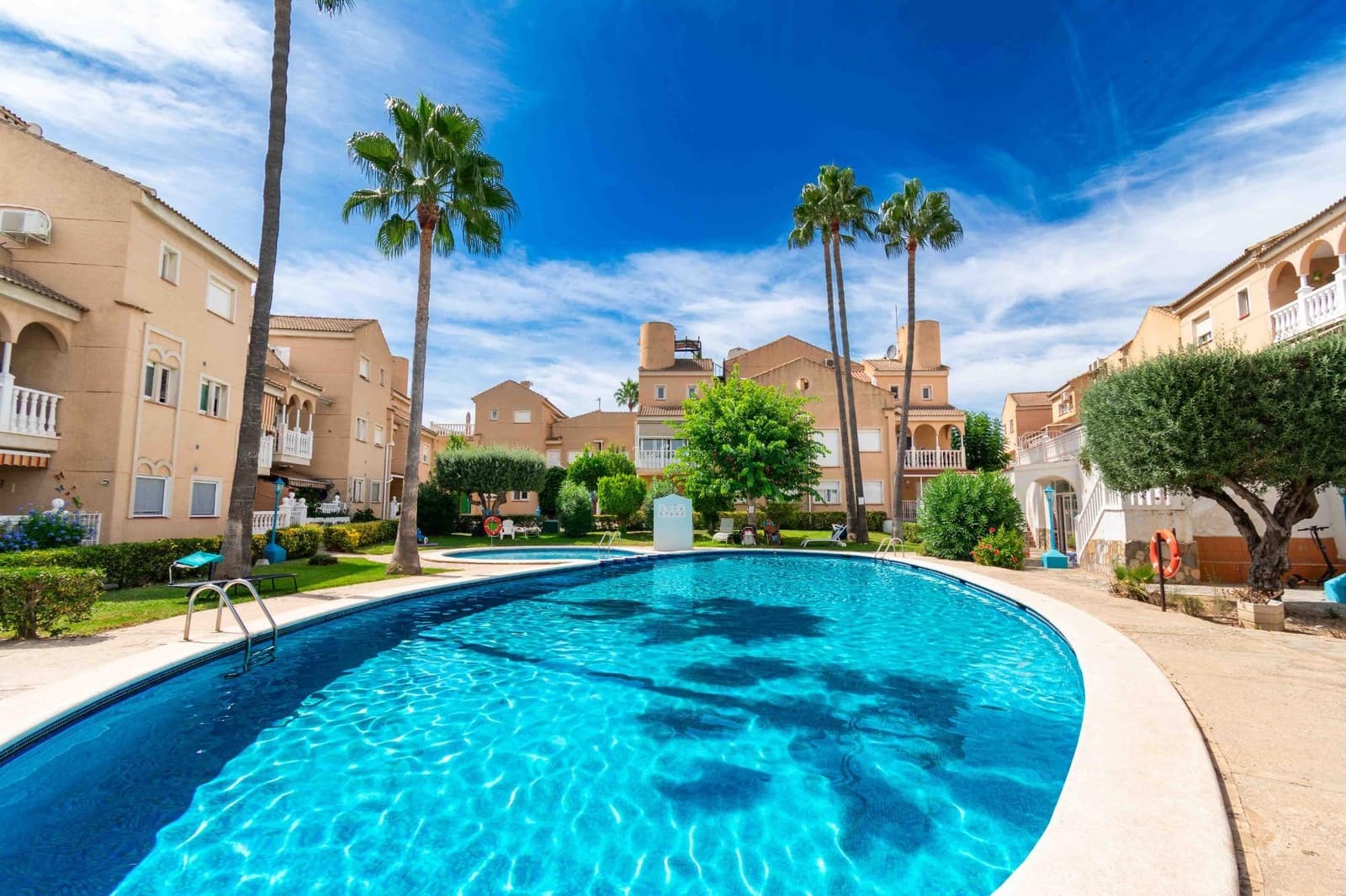 1 soverom Leilighet til salgs i Albir med svømmebasseng - € 225 000 (Ref: 9197658)