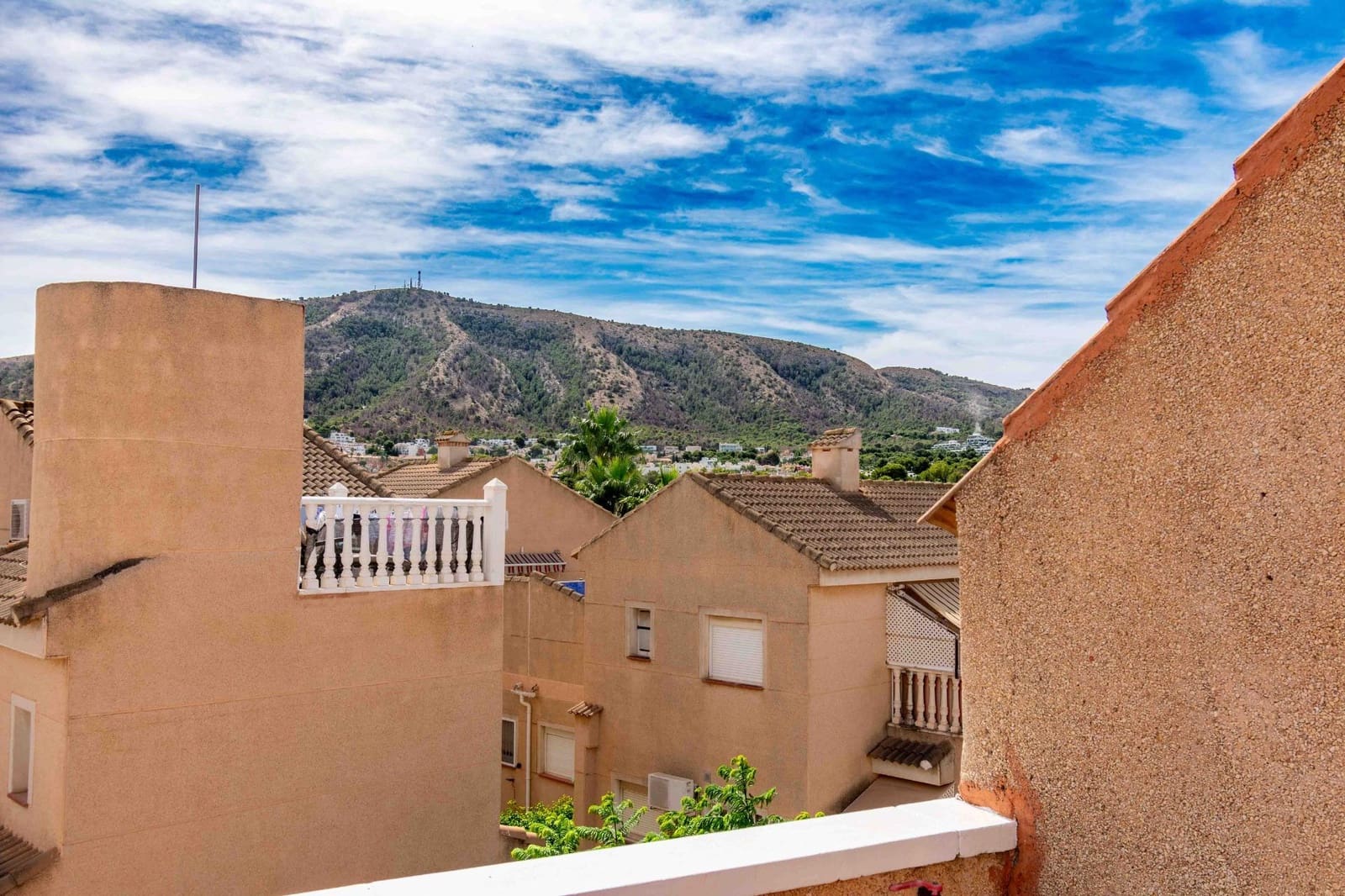 1 soverom Leilighet til salgs i Albir med svømmebasseng - € 225 000 (Ref: 9197658)