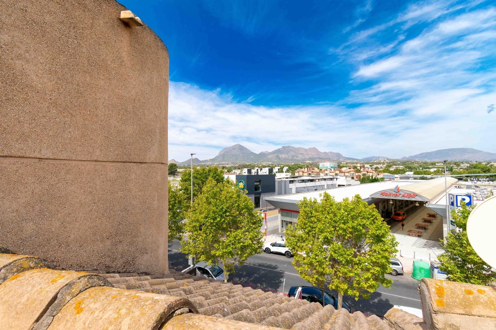 1 soverom Leilighet til salgs i Albir med svømmebasseng - € 225 000 (Ref: 9197658)