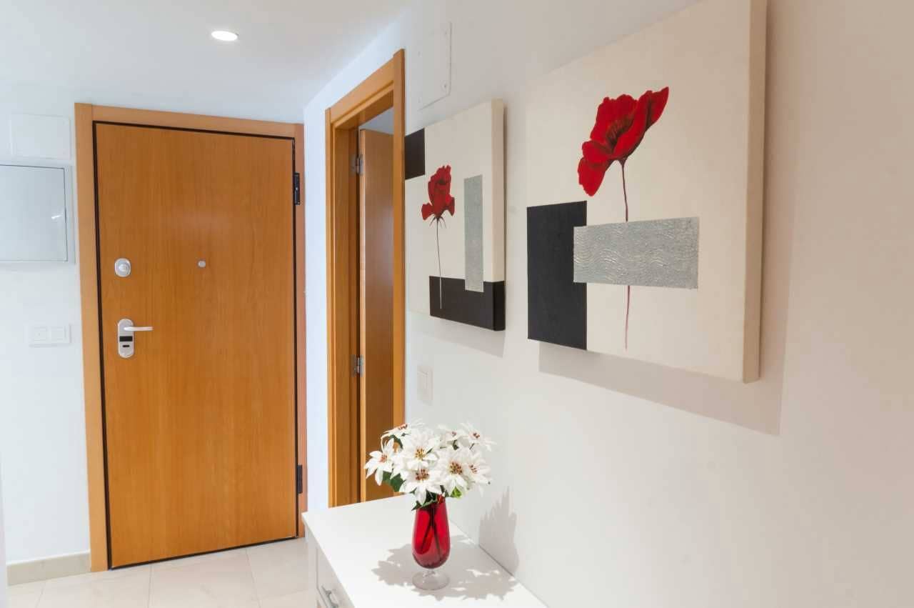 4 soverom Leilighet til leie i Benidorm med svømmebasseng garasje - € 3 850 (Ref: 9202361)