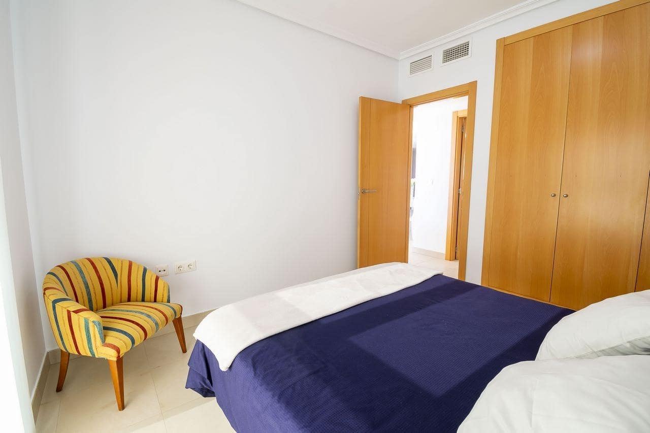 4 soverom Leilighet til leie i Benidorm med svømmebasseng garasje - € 3 850 (Ref: 9202361)