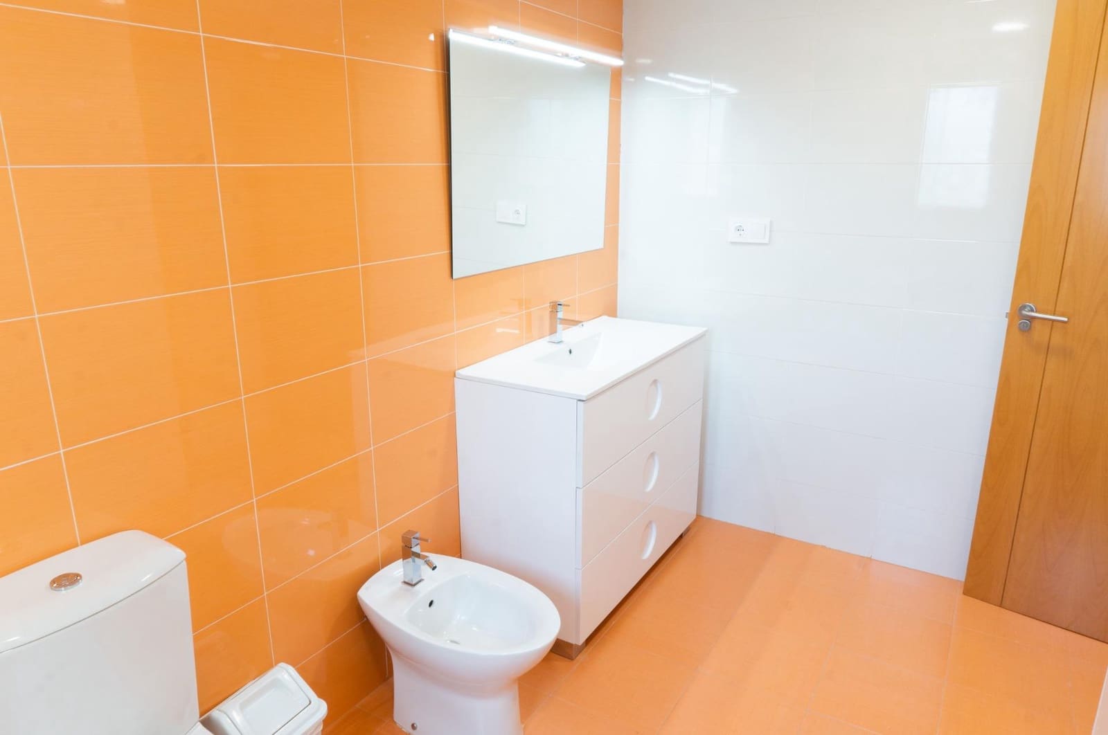 4 soverom Leilighet til leie i Benidorm med svømmebasseng garasje - € 3 850 (Ref: 9202361)