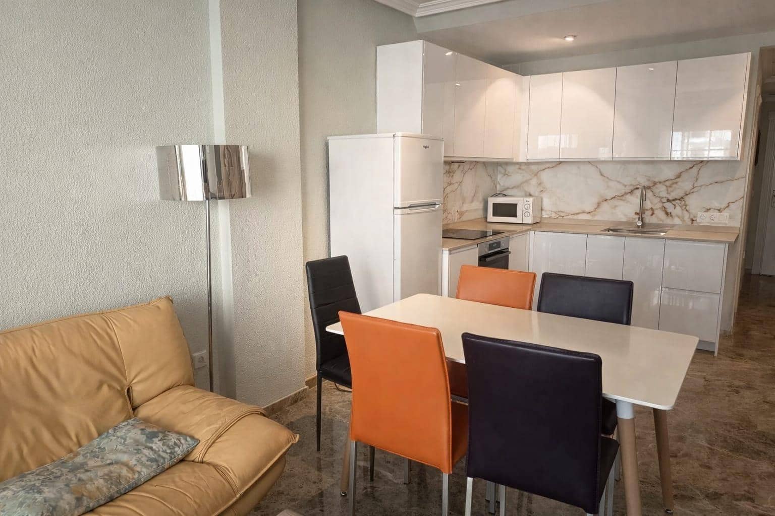 2 soveværelse Lejlighed til leje i Albir med swimmingpool garage - € 1.400 (Ref: 9236832)