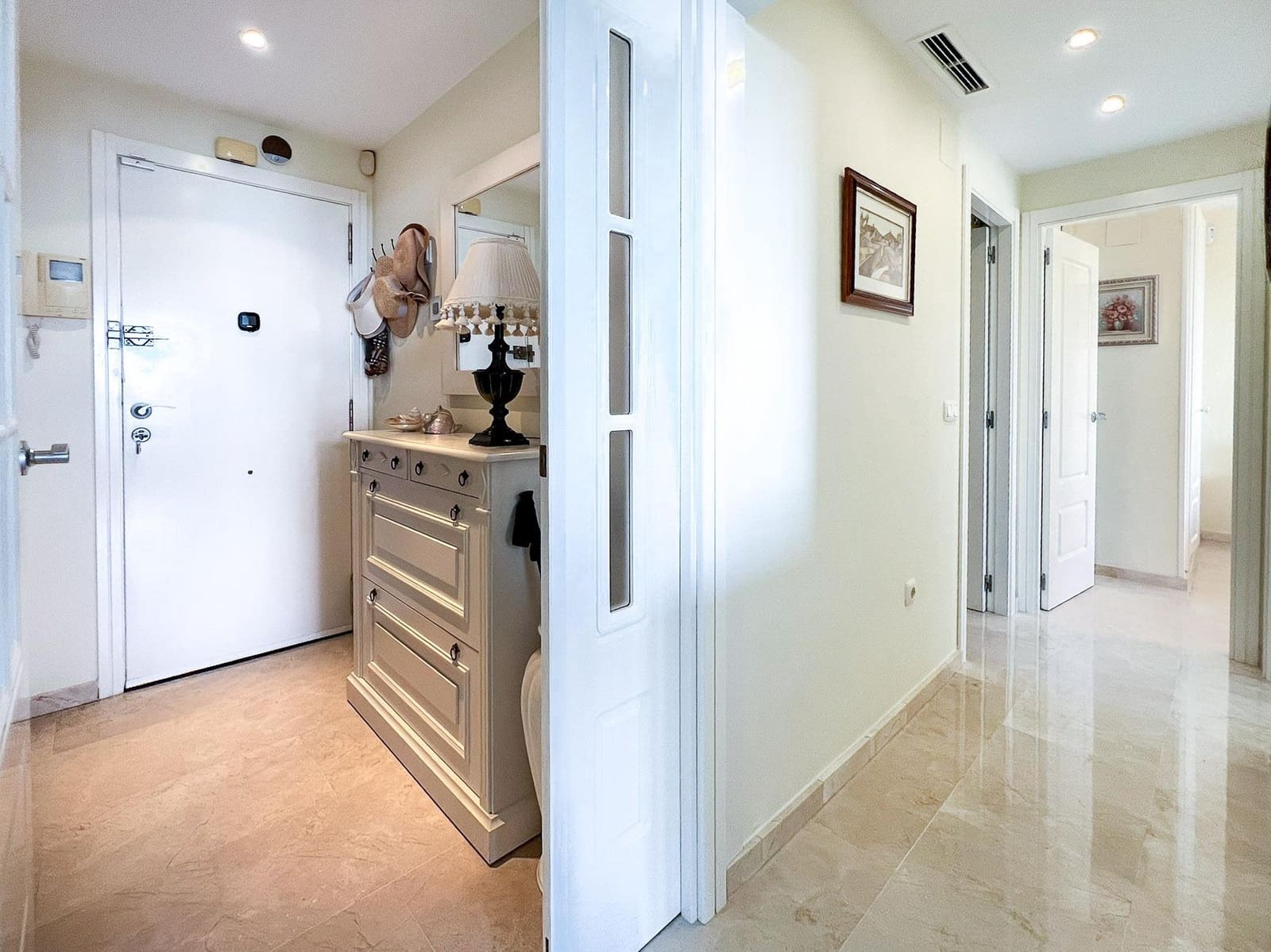 2 sypialnia Apartament na sprzedaż w Finestrat z basenem garażem - 359 000 € (Ref: 9243307)