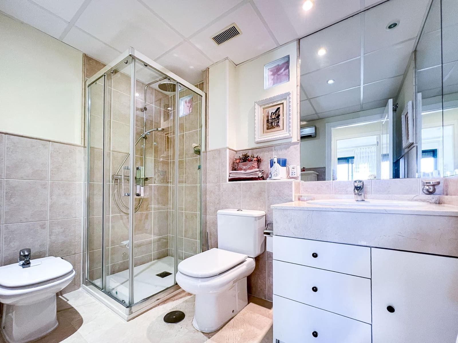 2 sypialnia Apartament na sprzedaż w Finestrat z basenem garażem - 359 000 € (Ref: 9243307)