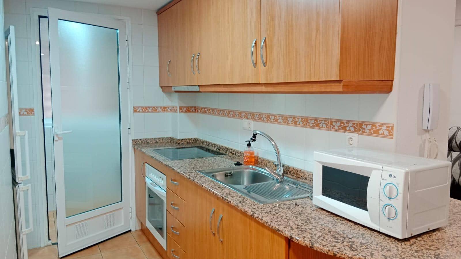 1 quarto Apartamento para arrendar em Albir com piscina - 850 € (Ref: 9255214)