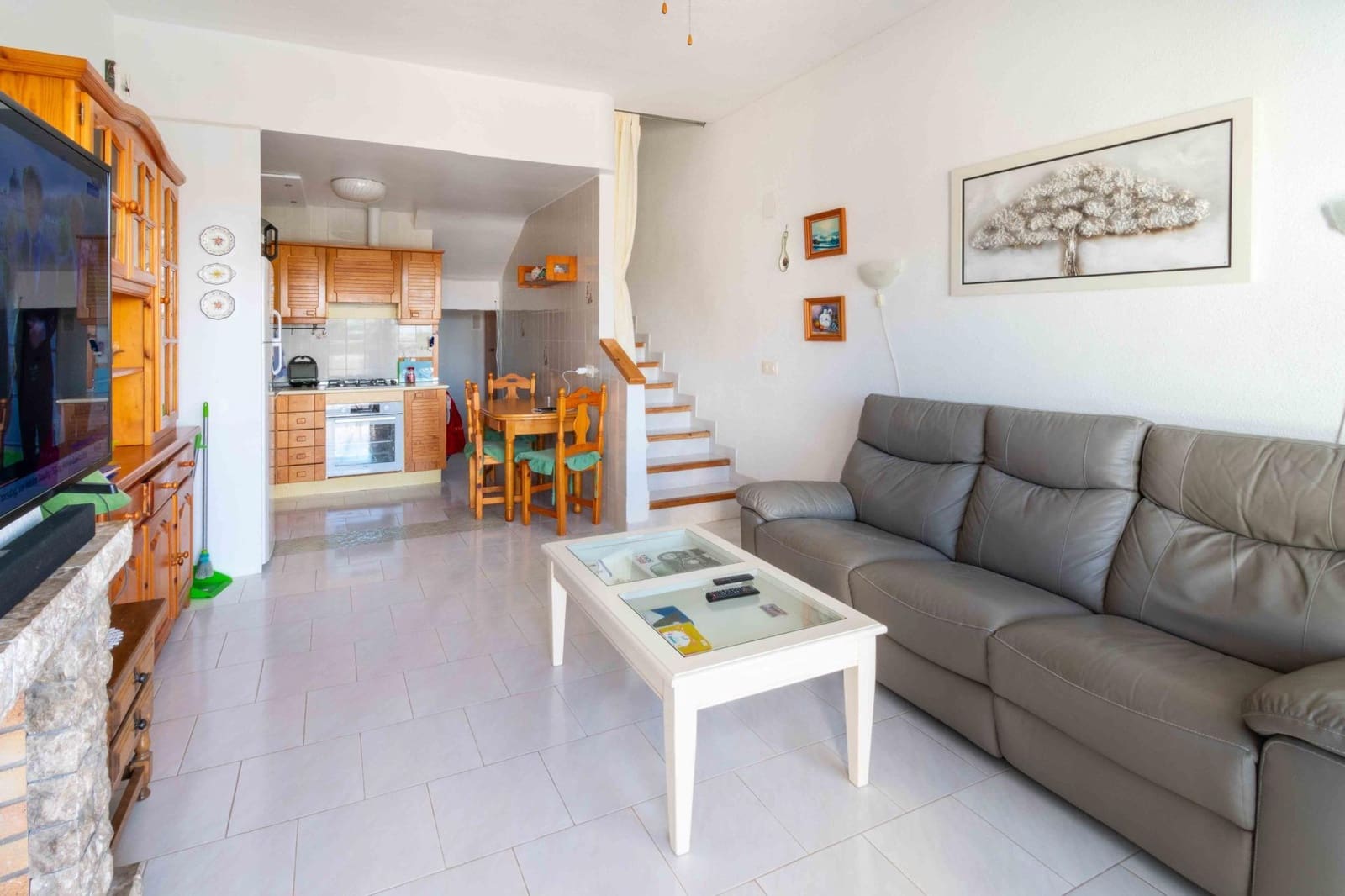 3 slaapkamer Rijtjeshuis te koop in Alfaz del Pi / L'Alfas del Pi met zwembad - € 250.000 (Ref: 9296810)