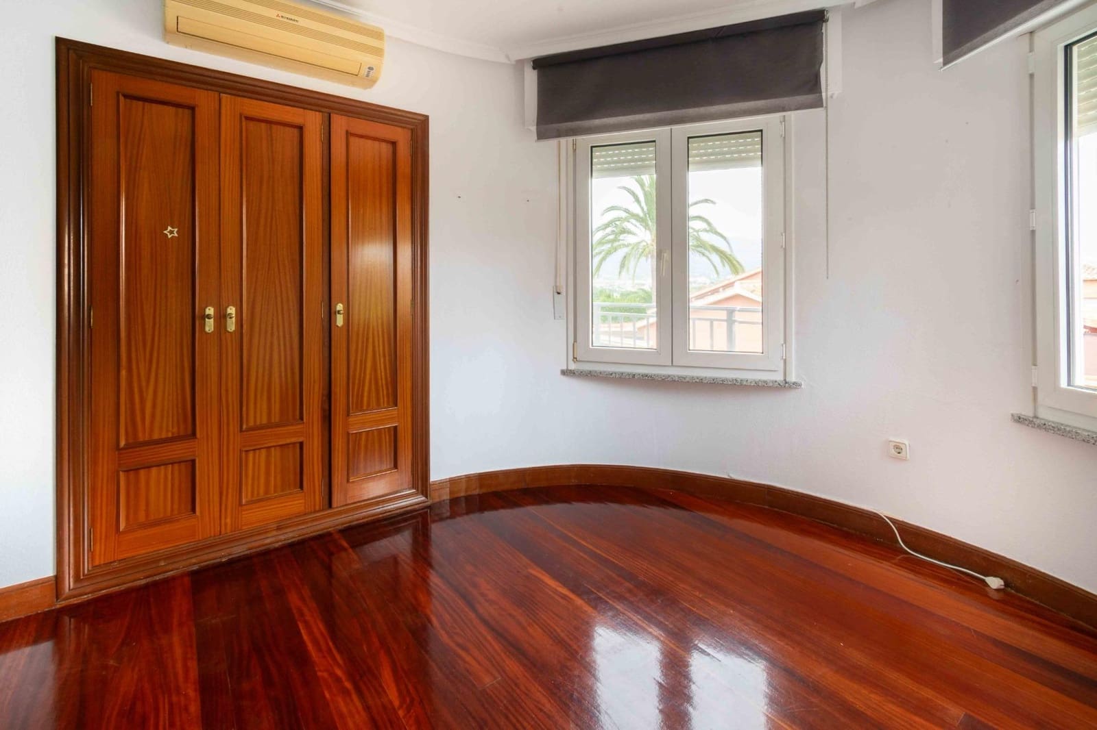 5 chambre Villa/Maison Semi-Mitoyenne à vendre à Albir avec piscine - 540 000 € (Ref: 9308472)