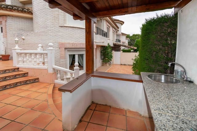 5 Zimmer Doppelhaus zu verkaufen in Albir, Alfaz del Pi / L'Alfàs del Pi mit Pool - 540.000 € (Ref: 9308472)