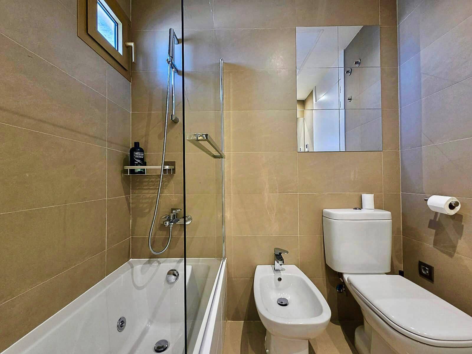 2 sypialnia Apartament na sprzedaż w Benidorm z basenem garażem - 579 000 € (Ref: 9321843)