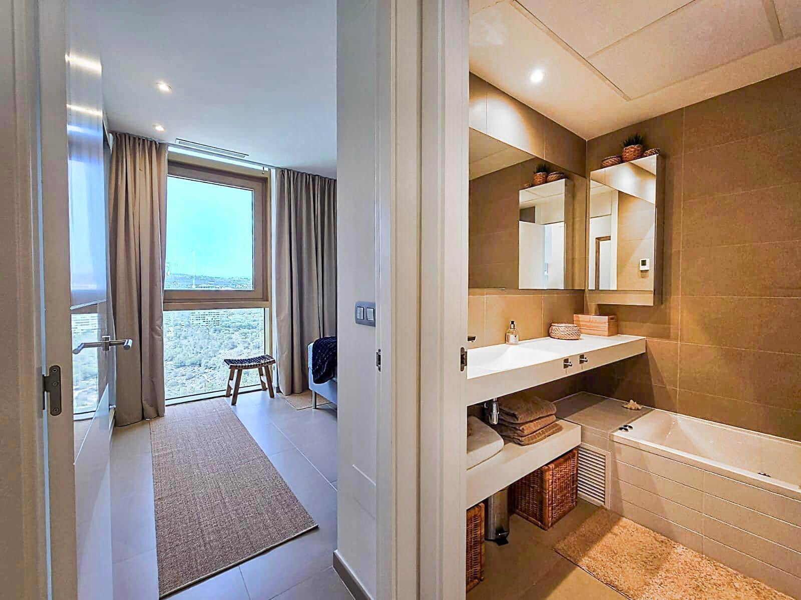 2 sypialnia Apartament na sprzedaż w Benidorm z basenem garażem - 579 000 € (Ref: 9321843)