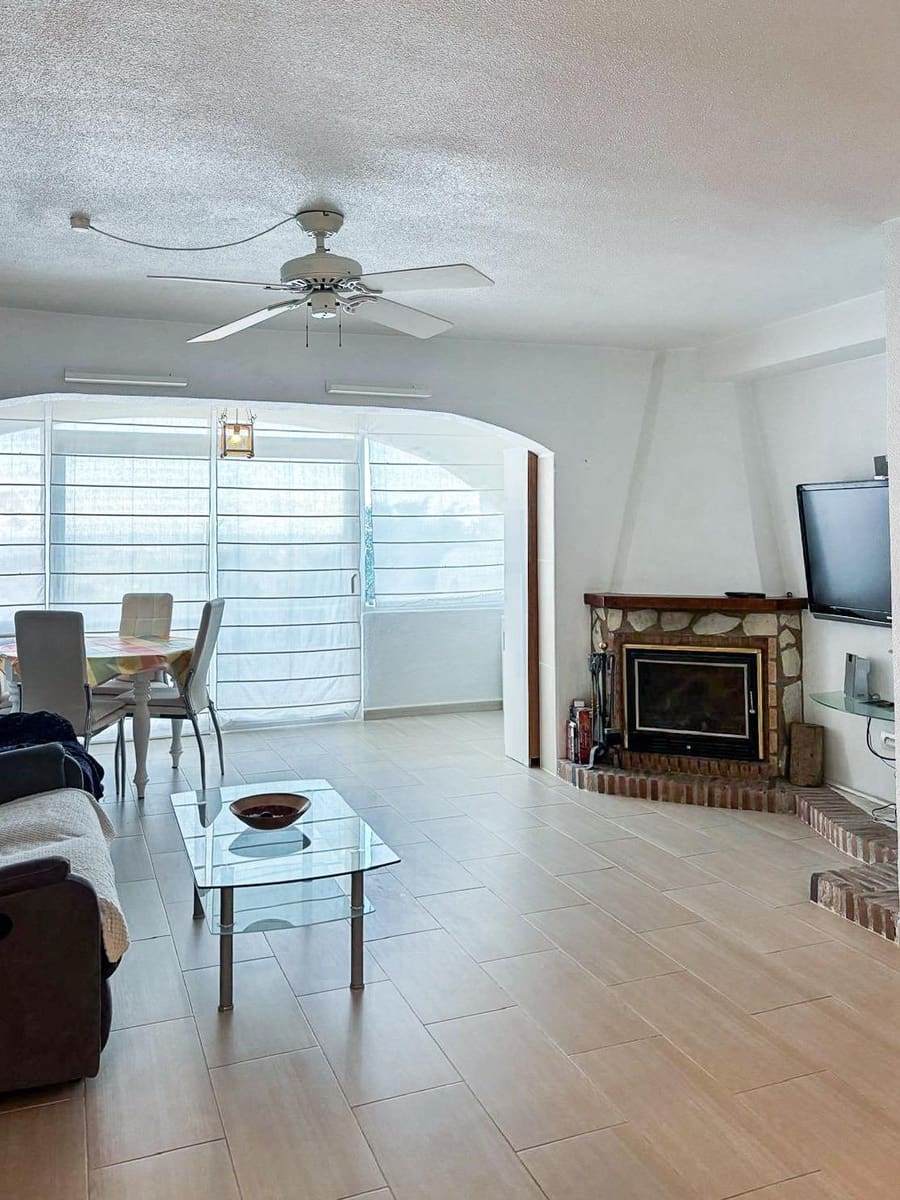 2 Zimmer Reihenhaus zu verkaufen in La Nucia mit Pool - 259.500 € (Ref: 9385528)