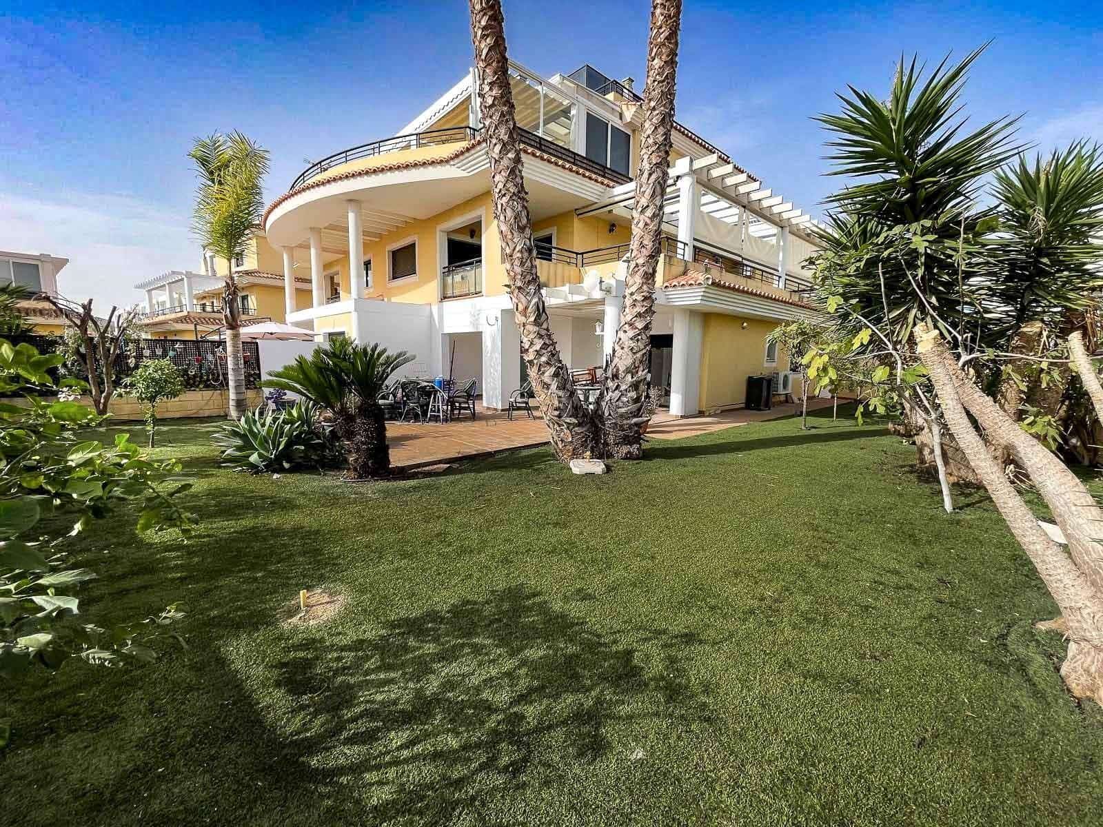 2 soverom Leilighet til salgs i Albir med svømmebasseng garasje - € 499 000 (Ref: 9403331)