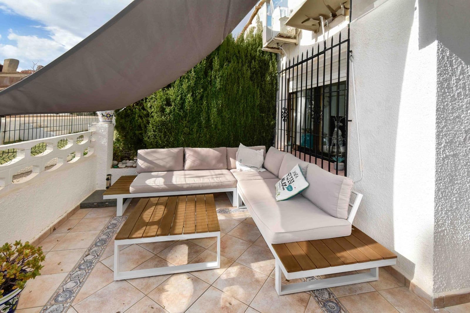 2 soverom Bungalow til salgs i Albir med svømmebasseng - € 349 000 (Ref: 9431035)