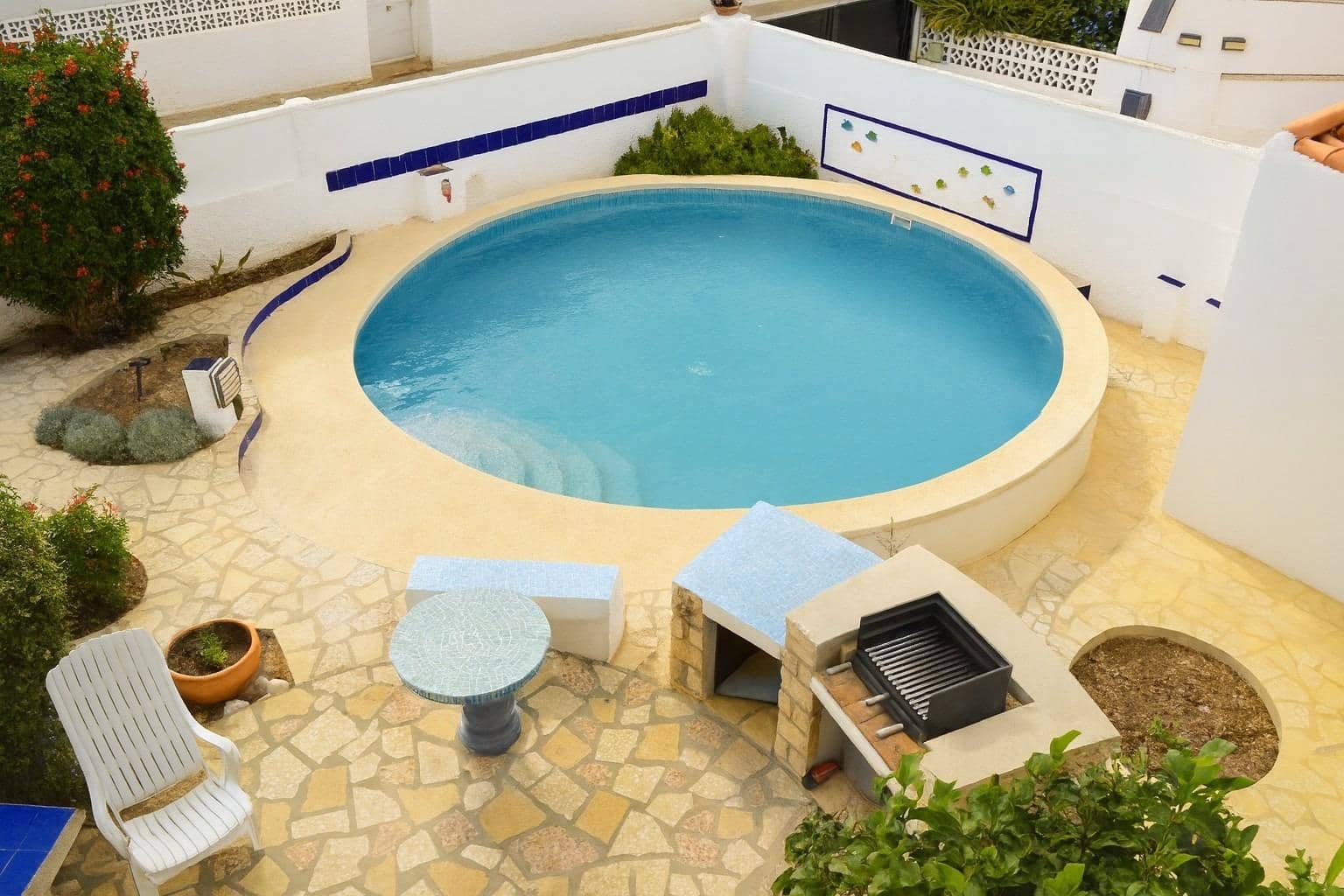 3 Zimmer Reihenhaus zu verkaufen in Albir mit Pool - 699.000 € (Ref: 9431036)
