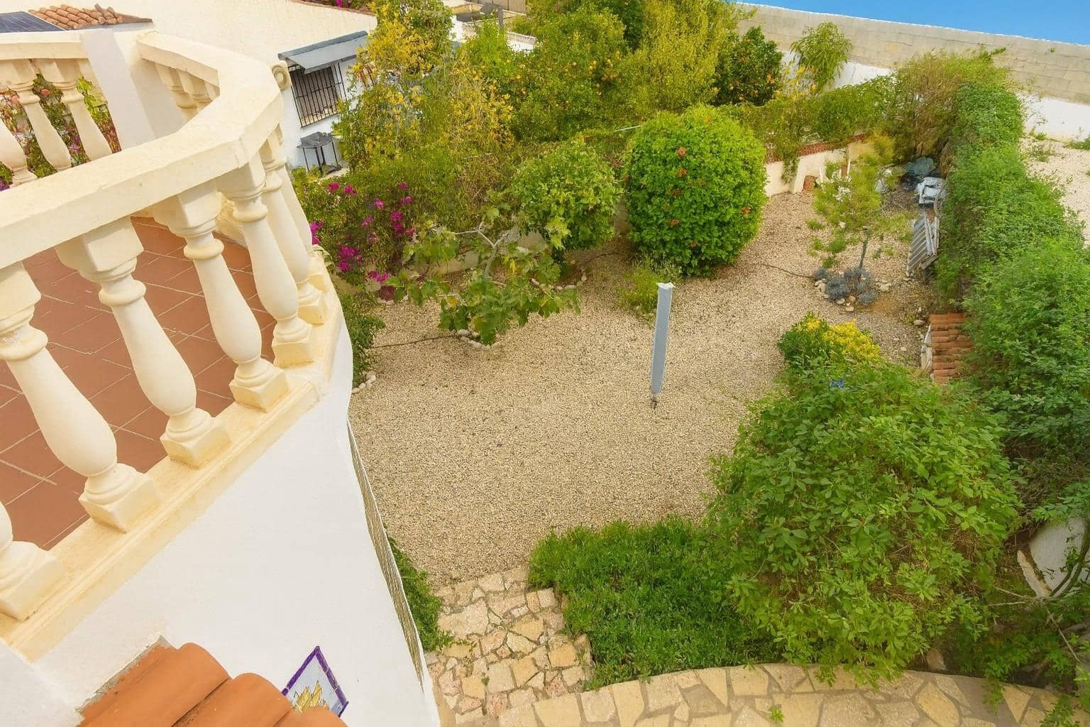 3 Zimmer Reihenhaus zu verkaufen in Albir mit Pool - 699.000 € (Ref: 9431036)