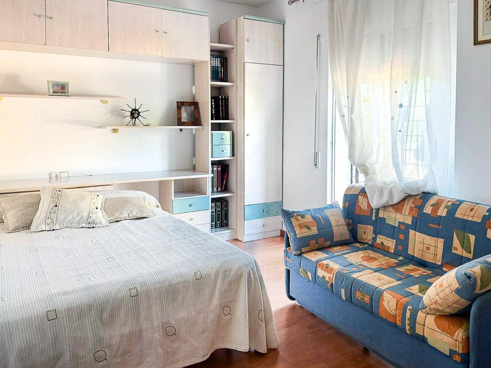 3 soverom Kjedet enebolig til salgs i Alfaz del Pi / L'Alfas del Pi med svømmebasseng garasje - € 460 000 (Ref: 9438550)