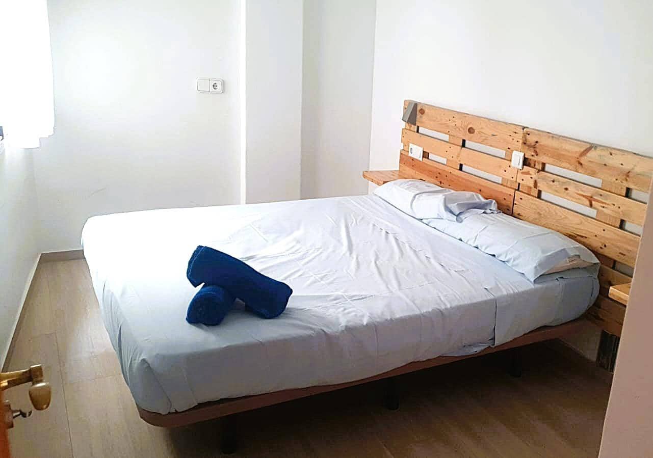 4 soverom Leilighet til leie i Benidorm - € 1 400 (Ref: 9468442)