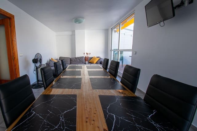 4 soverom Leilighet til leie i Benidorm - € 1 400 (Ref: 9468442)