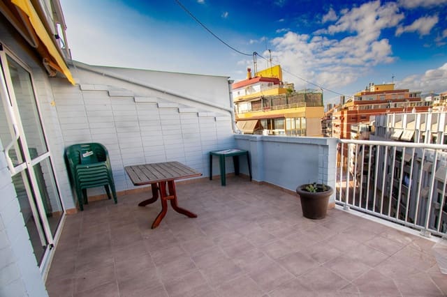 4 soverom Leilighet til leie i Benidorm - € 1 400 (Ref: 9468442)