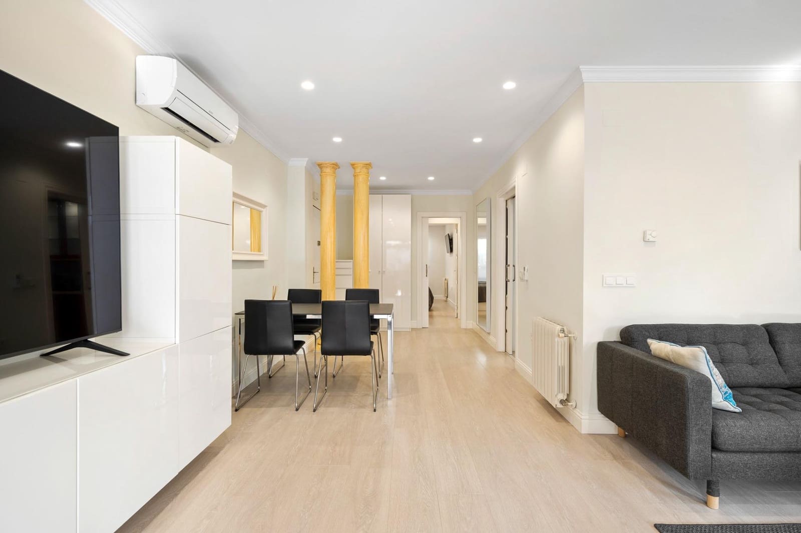 Appartement de 2 chambres à louer à Albir avec piscine - 1 950 € (Ref: 9474154)