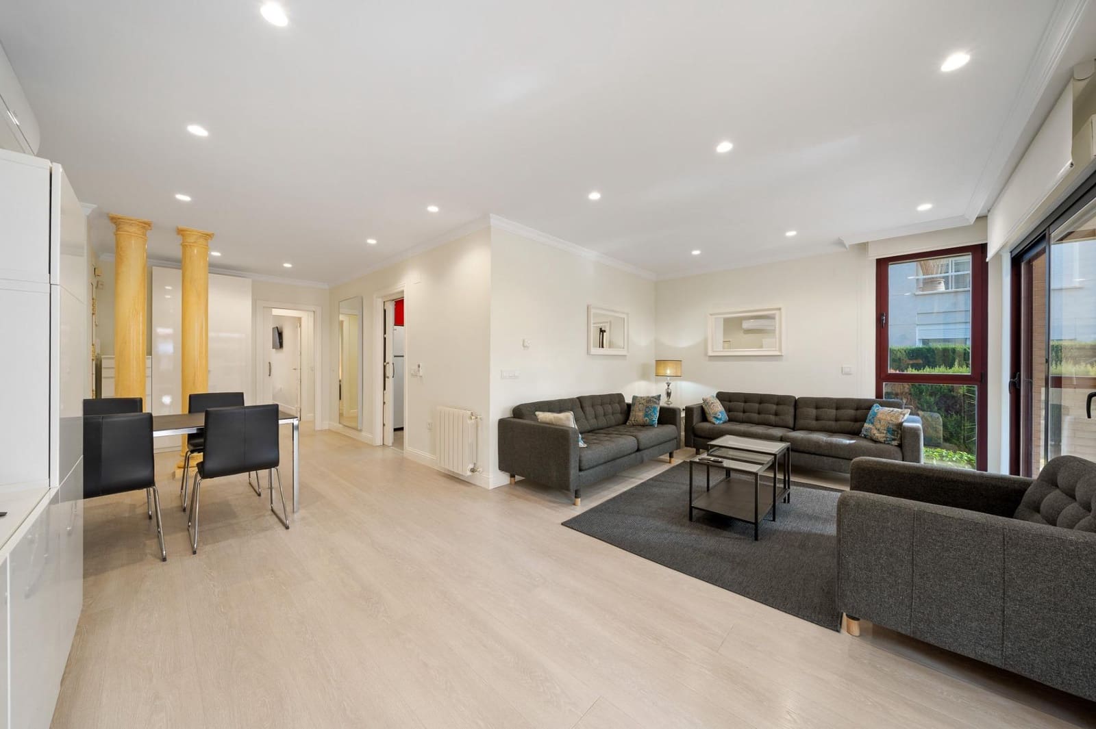 Appartement de 2 chambres à louer à Albir avec piscine - 1 950 € (Ref: 9474154)