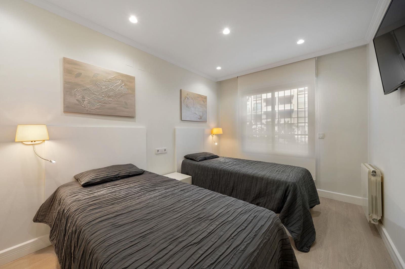 Appartement de 2 chambres à louer à Albir avec piscine - 1 950 € (Ref: 9474154)