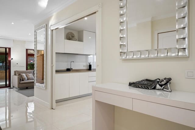 2 soverom Leilighet til leie i Albir, Alfaz del Pi / L'Alfàs del Pi med svømmebasseng - € 2 200 (Ref: 9474155)