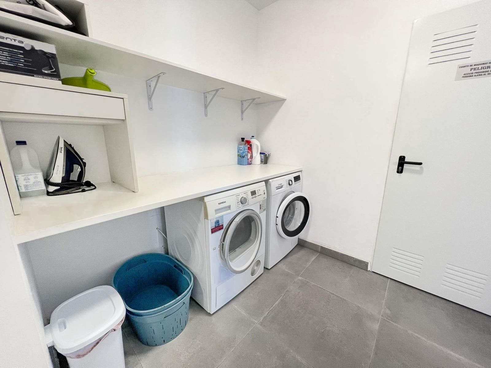 2 soveværelse Rækkehus til salg i Albir med swimmingpool - € 575.000 (Ref: 9491282)