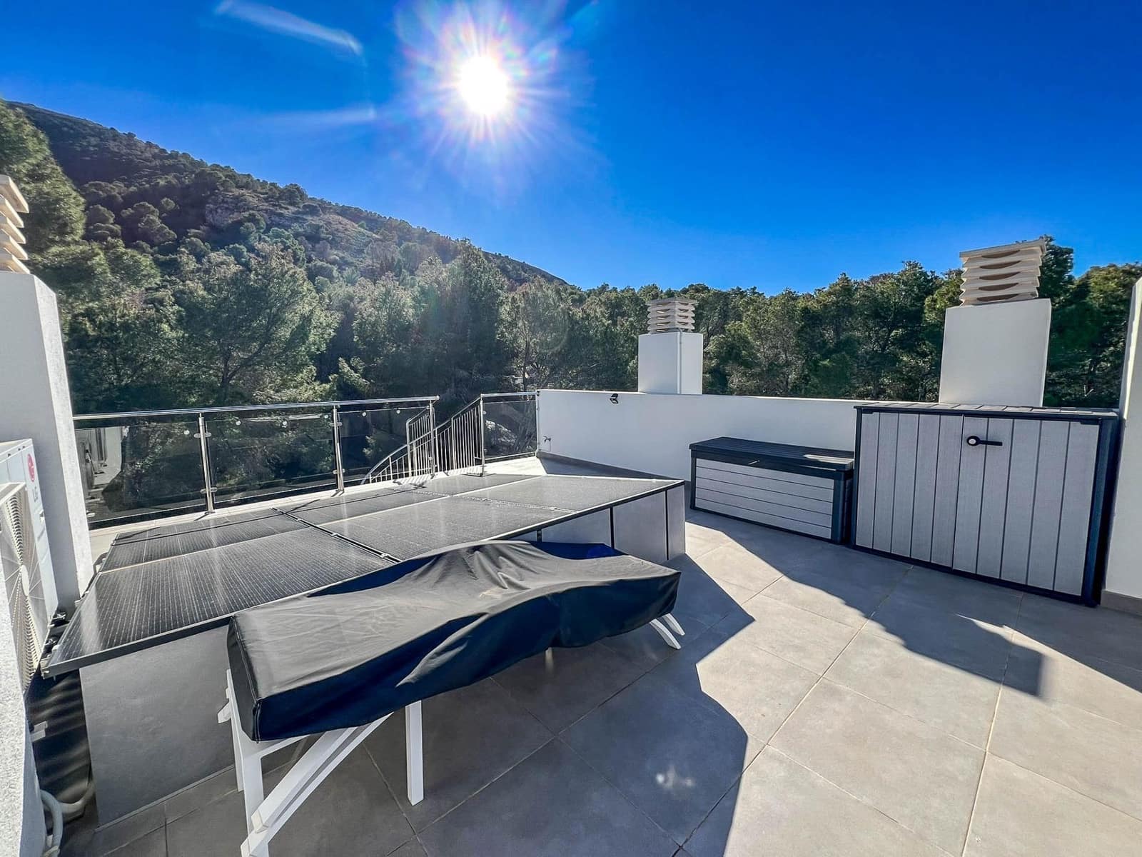 2 soveværelse Rækkehus til salg i Albir med swimmingpool - € 575.000 (Ref: 9491282)