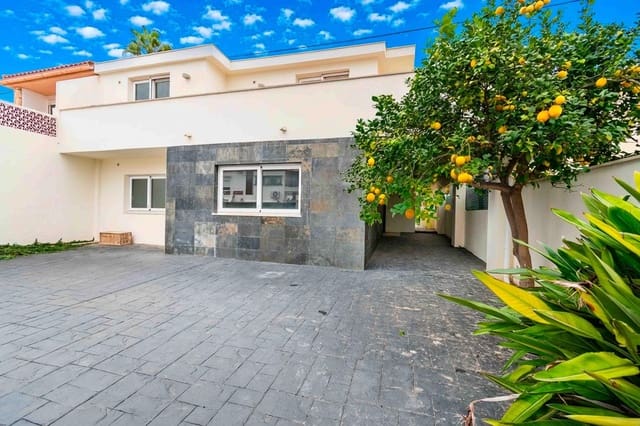 4 soverom Kjedet enebolig til salgs i Albir, Alfaz del Pi / L'Alfàs del Pi med svømmebasseng - € 902 000 (Ref: 9533656)