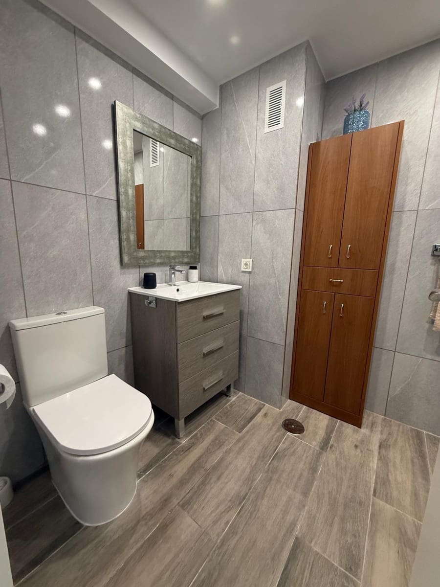 2 soverom Leilighet til leie i Albir med svømmebasseng garasje - € 1 500 (Ref: 9583476)