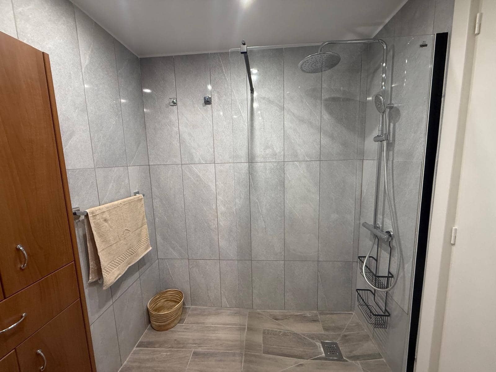 2 soverom Leilighet til leie i Albir med svømmebasseng garasje - € 1 500 (Ref: 9583476)